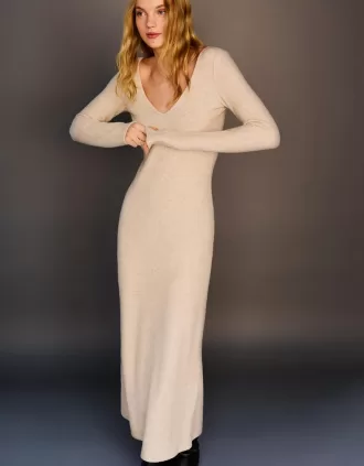 Vestido largo con cuello en V y tacto suave Sand