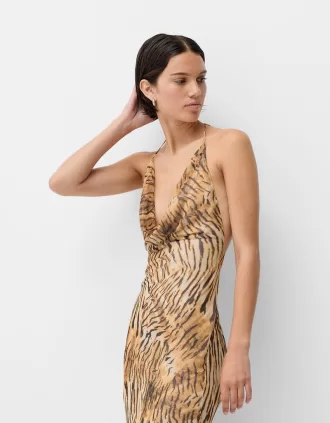 Vestido largo de tul tirantes Beige