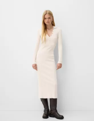 Vestido midi de canalé con cuello tipo polo Cream