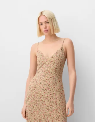 Vestido midi de crepé estampado con volantes Khaki
