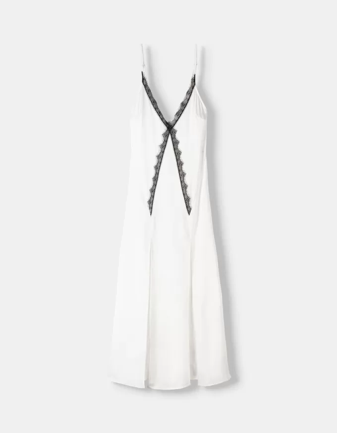 Vestido midi de encaje satinado Off white Vestido midi de encaje satinado Off white