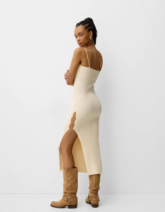 Vestido midi de punto con pedrería Cream Vestido midi de punto con pedrería Cream