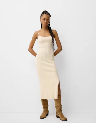 Vestido midi de punto con pedrería Cream