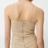 Vestido midi de sarga con tirantes y detalles de costuras Camel
