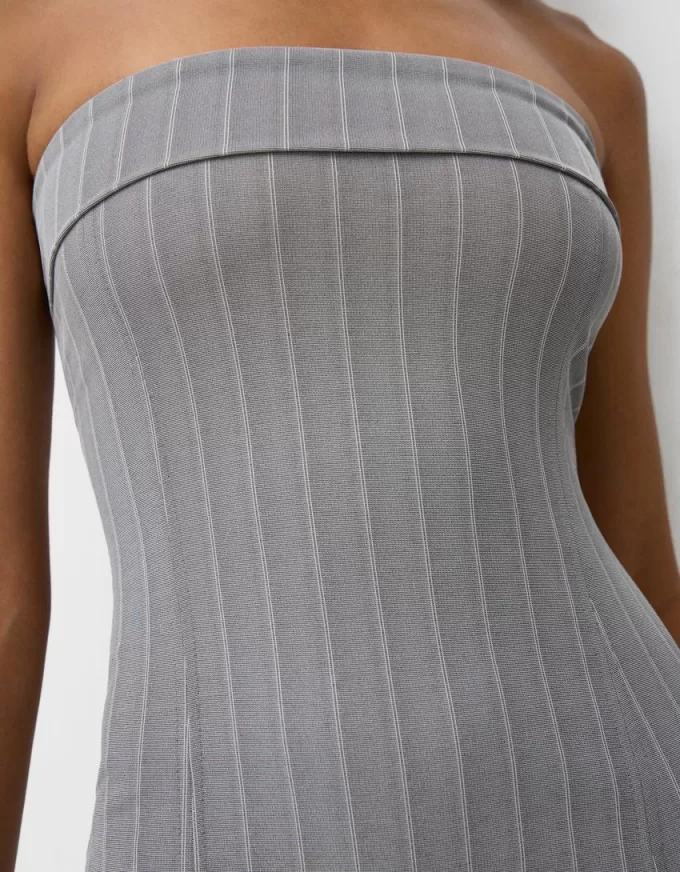 Vestido midi escote bandeau Grey