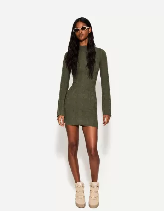 Vestido mini de punto abierto con cuello alto Khaki