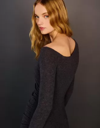 Vestido mini de tacto suave y escote asimétrico Dark grey