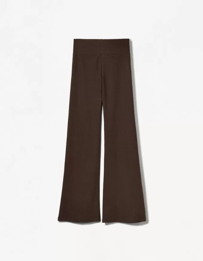 pantalones acampanados Brown