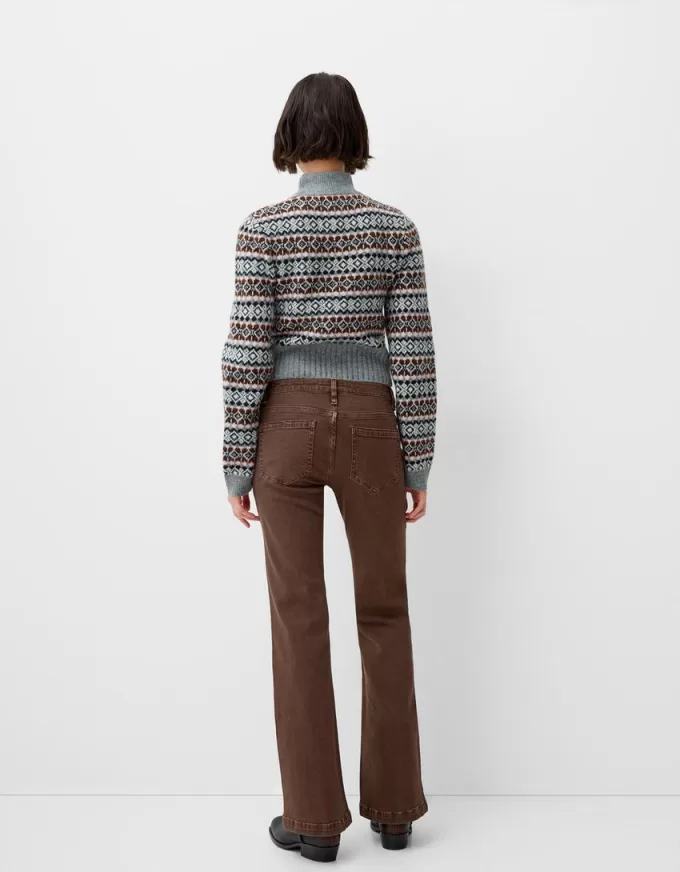 pantalones acampanados de sarga Brown