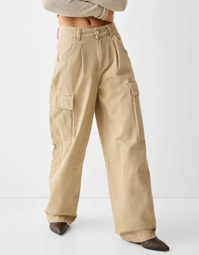 pantalones skater cargo de sarga Beige