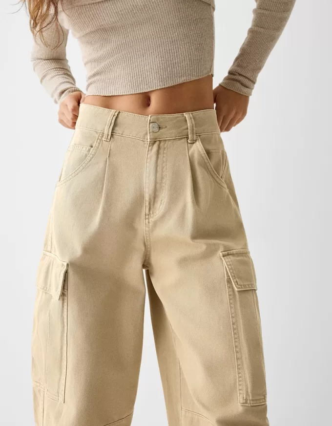pantalones skater cargo de sarga Beige